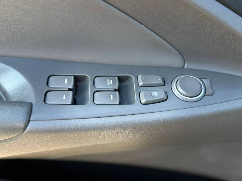 2012 Hyundai Sonata GLS