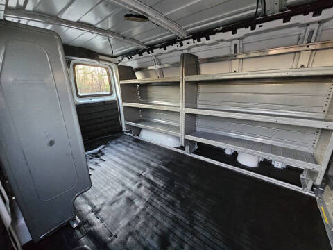 2019 Chevrolet Express 2500