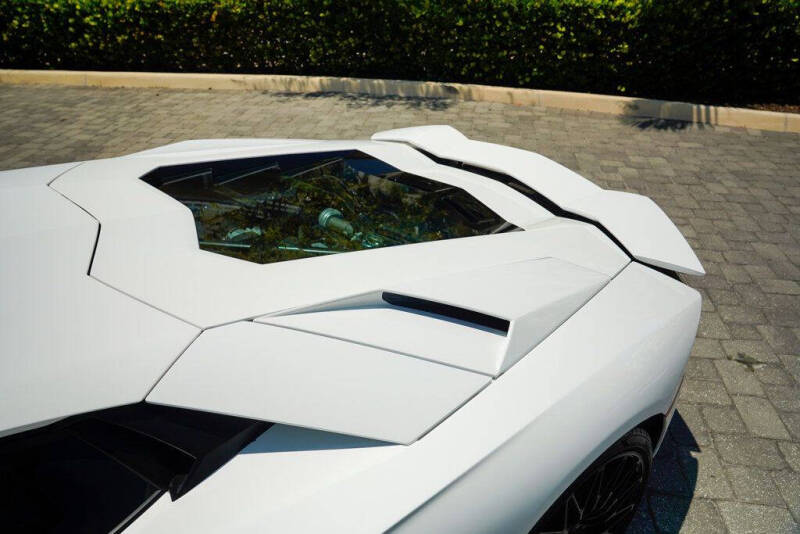 2018 Lamborghini Aventador LP 740-4 S