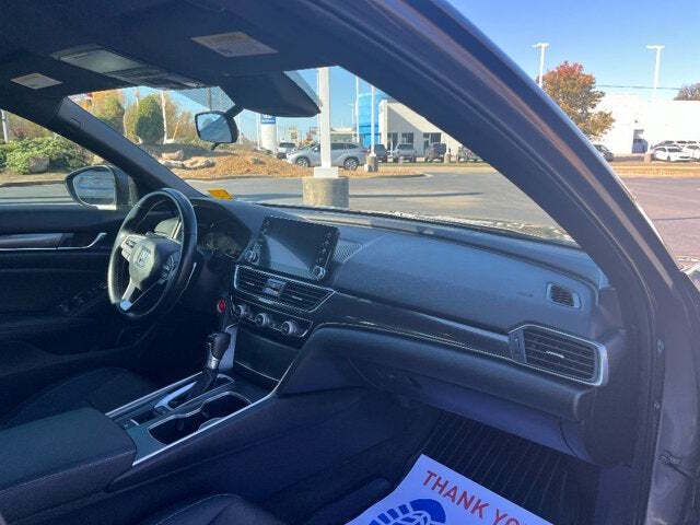 2020 Honda Accord 12