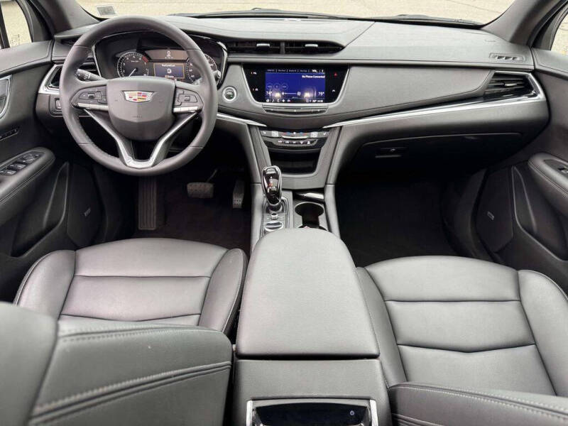 2021 Cadillac XT6 Luxury