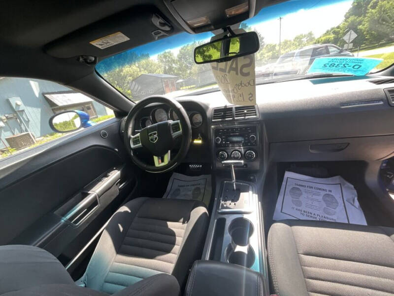 2012 Dodge Challenger SXT