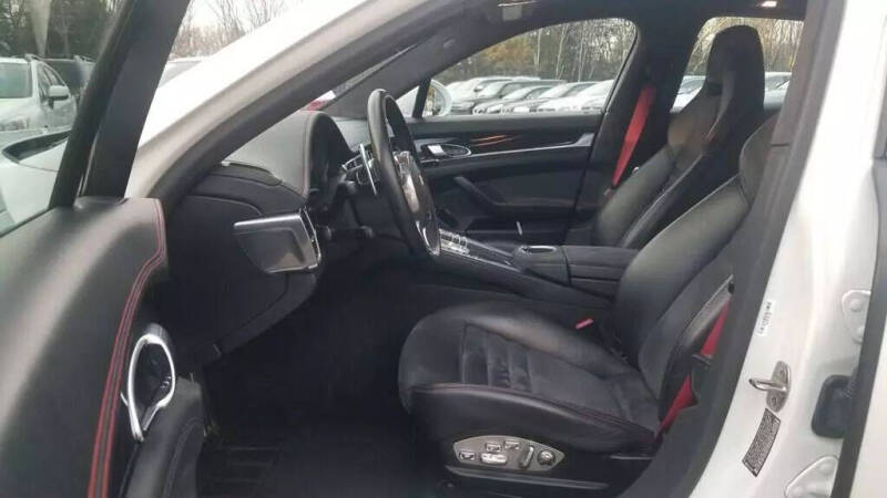 2013 Porsche Panamera GTS