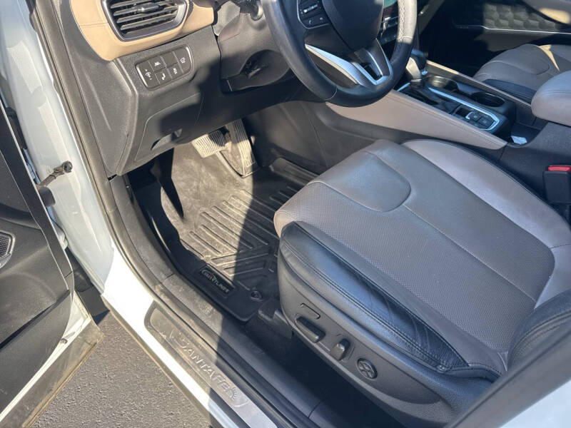 2020 Hyundai Santa Fe Limited 2.0T