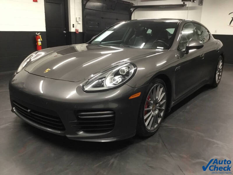 2016 Porsche Panamera GTS