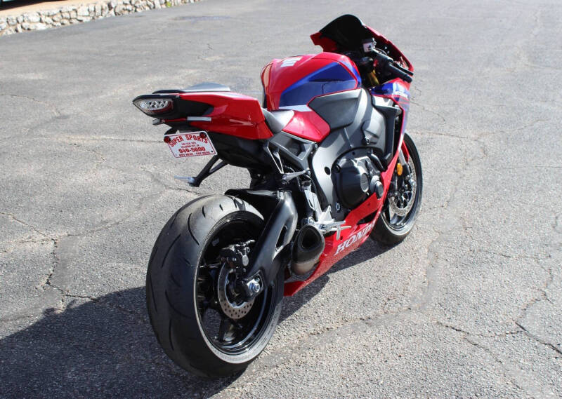 2023 Honda CBR