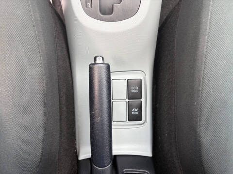 2013 Toyota Prius c Two