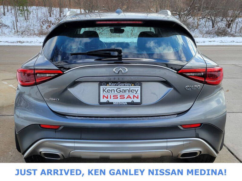 2018 Infiniti QX30 Premium