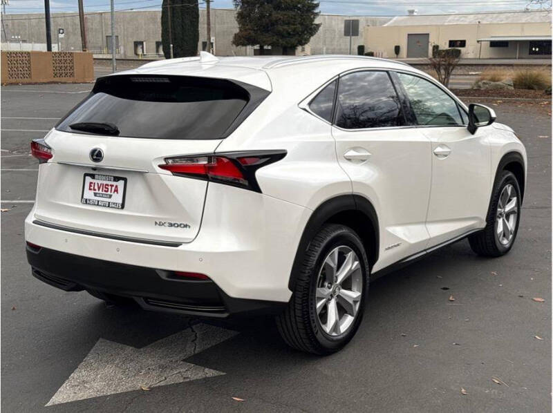 2017 Lexus NX 300h