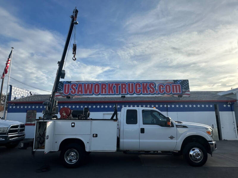 2016 Ford F-350 Super Duty Chassis Cab XL's photo