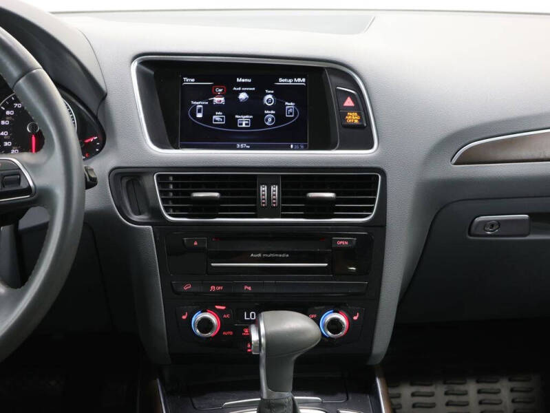 2017 Audi Q5 2.0T quattro Premium Plus