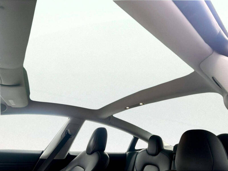 2019 Tesla Model 3 Mid Range