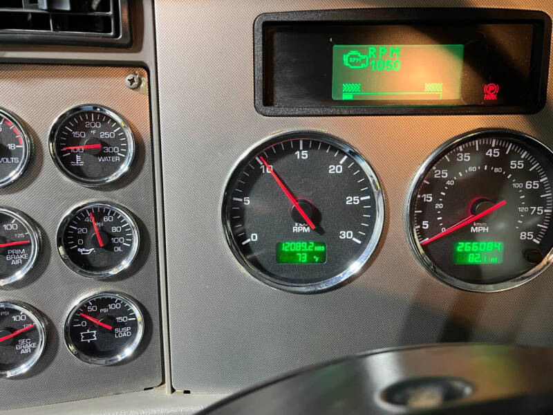 2016 Kenworth T270