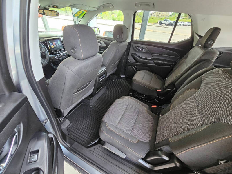 2018 Chevrolet Traverse LT Cloth