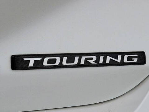 2019 Toyota Avalon XLE