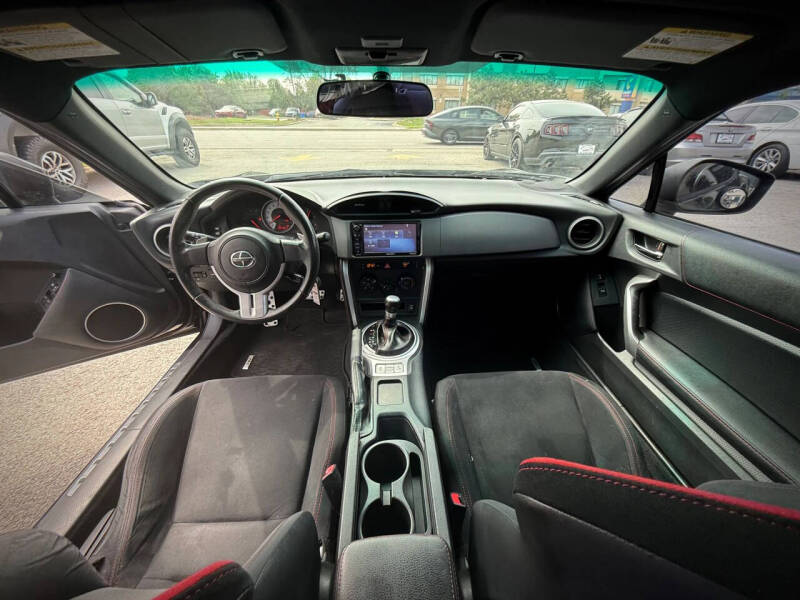 2016 Scion FR-S