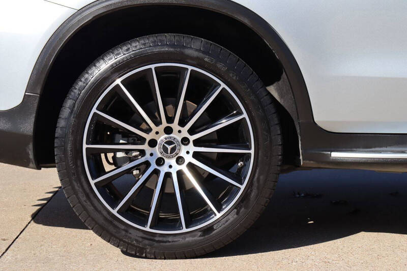 2021 Mercedes-Benz GLC GLC 300 4MATIC