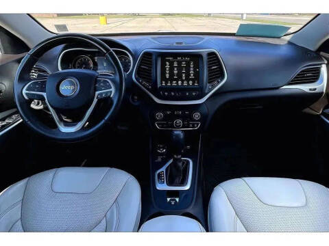 2017 Jeep Cherokee Overland