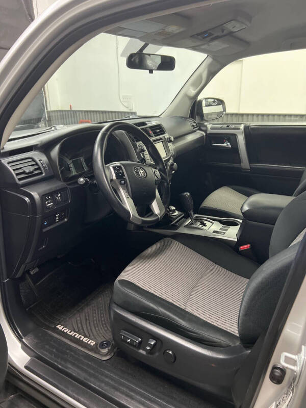 2014 Toyota 4Runner SR5