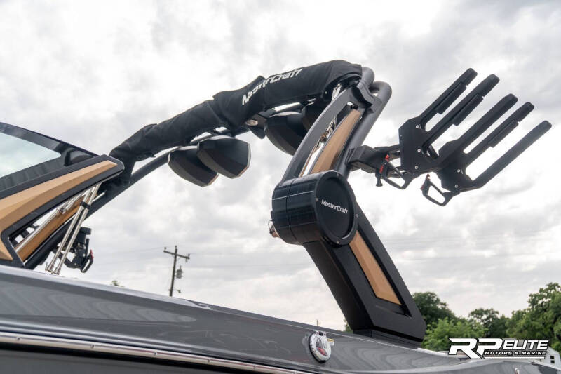 2025 MasterCraft X22