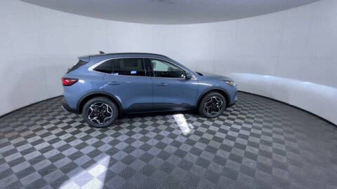 2026 Ford Escape Platinum