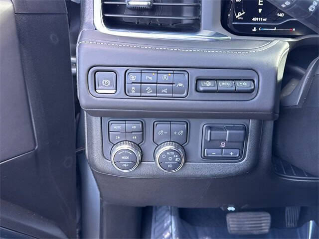 2023 GMC Yukon XL Denali Ultimate