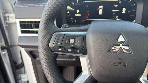 2026 Mitsubishi Outlander SEL
