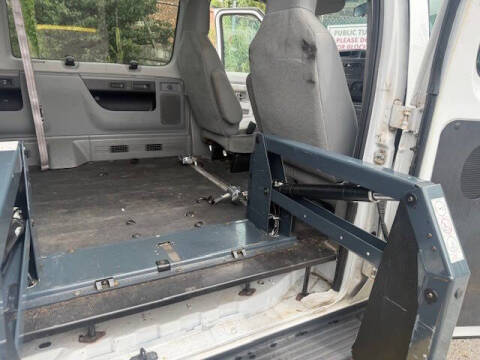 2011 Ford E-Series E-350 SD XL