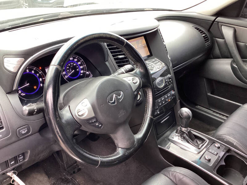 2014 Infiniti QX70