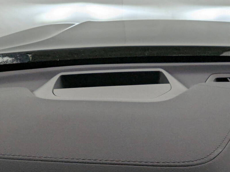 2023 Volvo XC60 B5 Ultimate Bright Theme