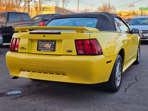 2001 Ford Mustang