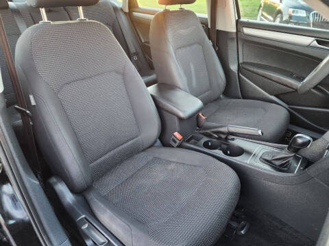 2016 Volkswagen Passat 1.8T S