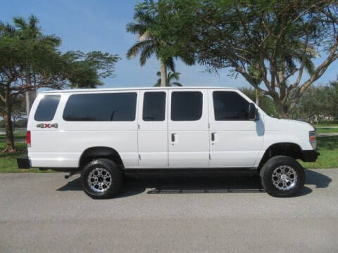 2014 Ford E-Series E-350 SD XLT