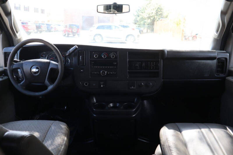 2017 Chevrolet Express LT 3500