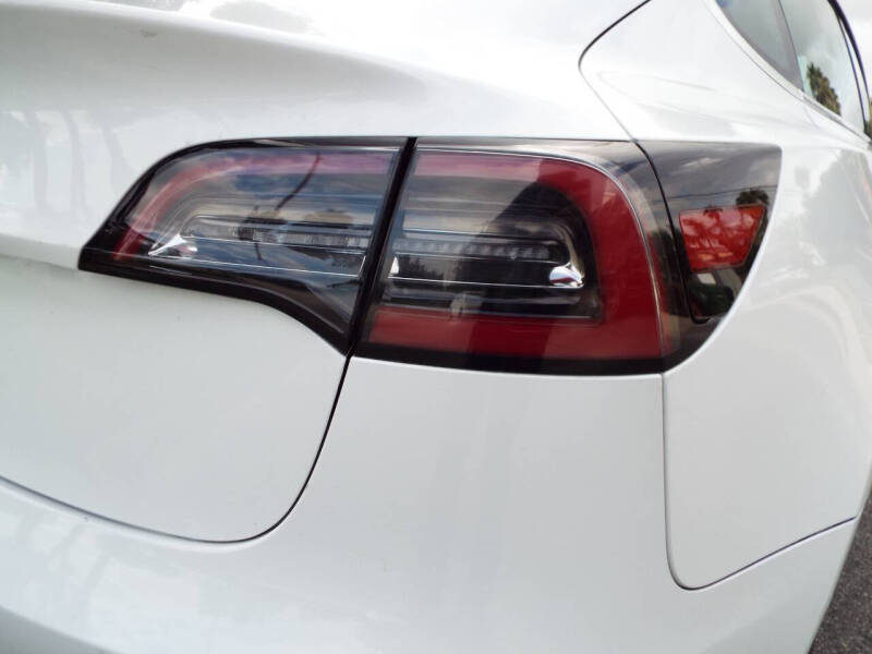 2020 Tesla Model 3 Standard Range Plus