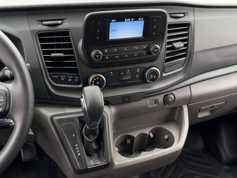 2025 Ford Transit 250