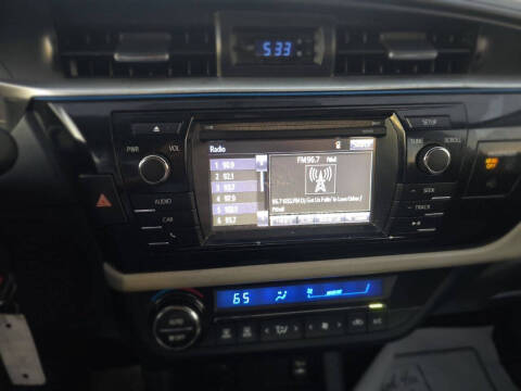 2015 Toyota Corolla LE