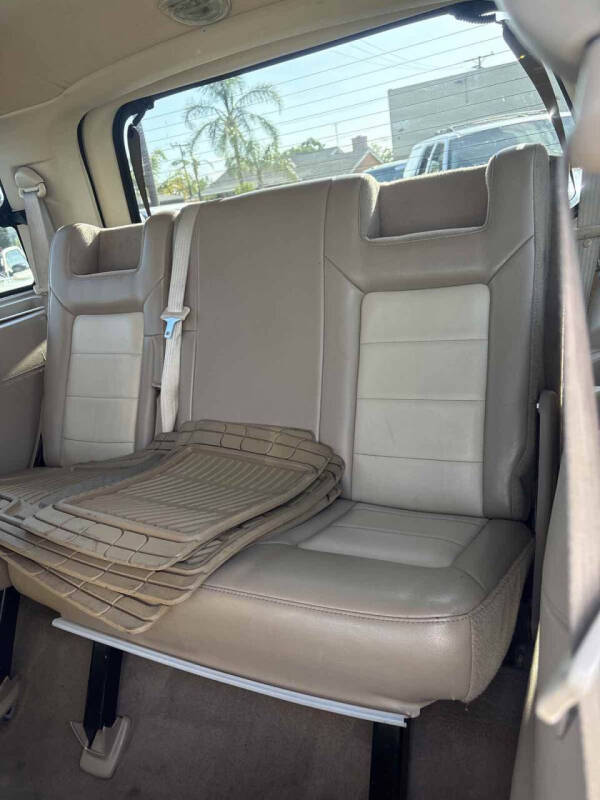 2004 Ford Expedition Eddie Bauer