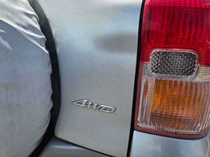 2003 Toyota RAV4
