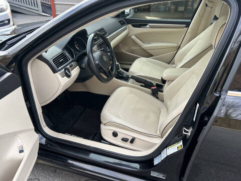 2016 Volkswagen Passat 1.8T SE