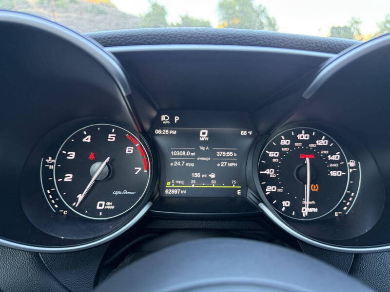 2023 Alfa Romeo Giulia Veloce