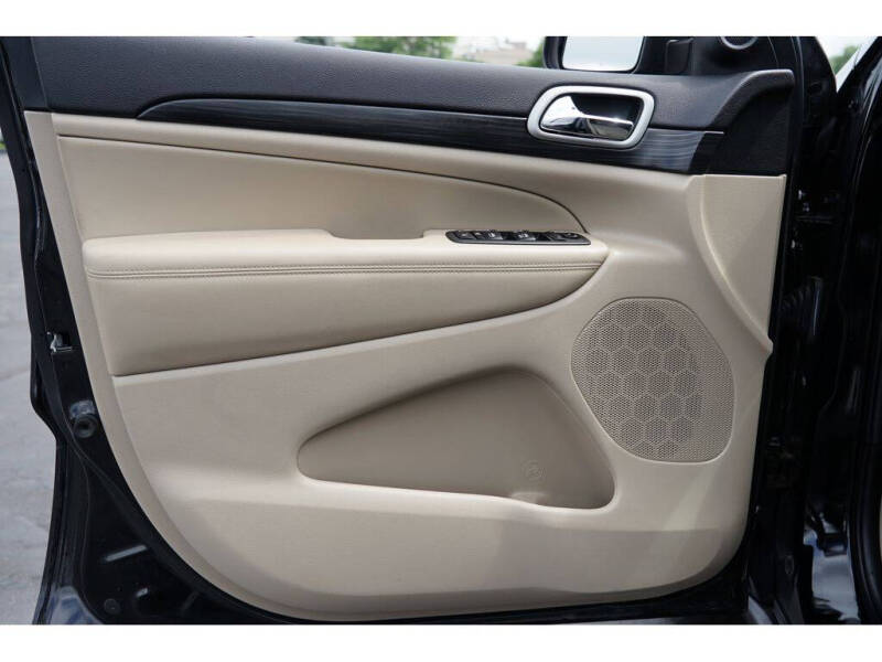 2021 Jeep Grand Cherokee Laredo E