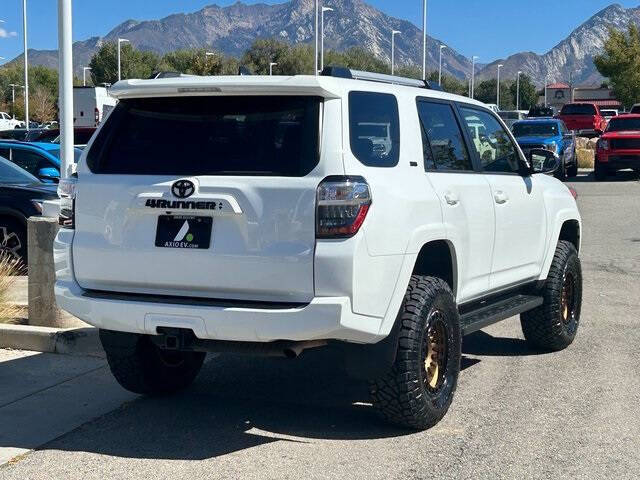2024 Toyota 4Runner SR5