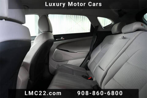 2020 Hyundai Tucson SE