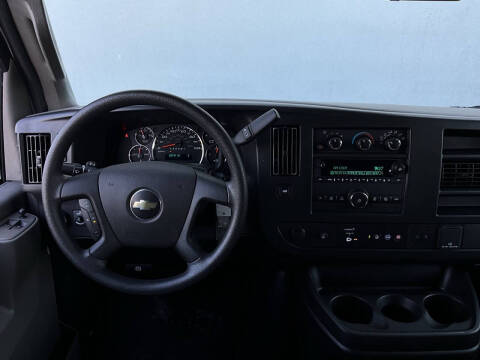 2024 Chevrolet Express LT 3500