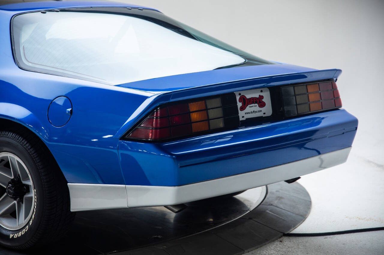1989 Chevrolet Camaro 24