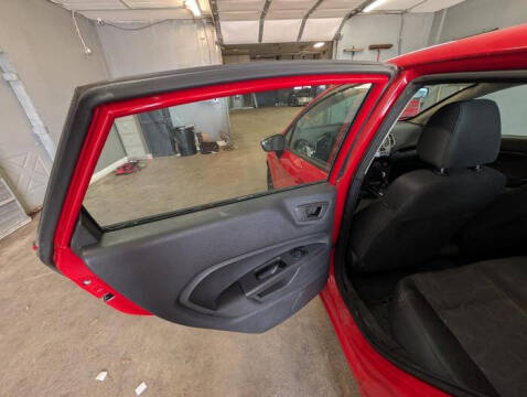 2012 Ford Fiesta SE