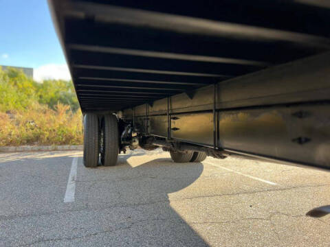 2018 Freightliner M2 106