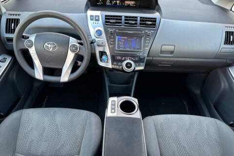 2014 Toyota Prius v