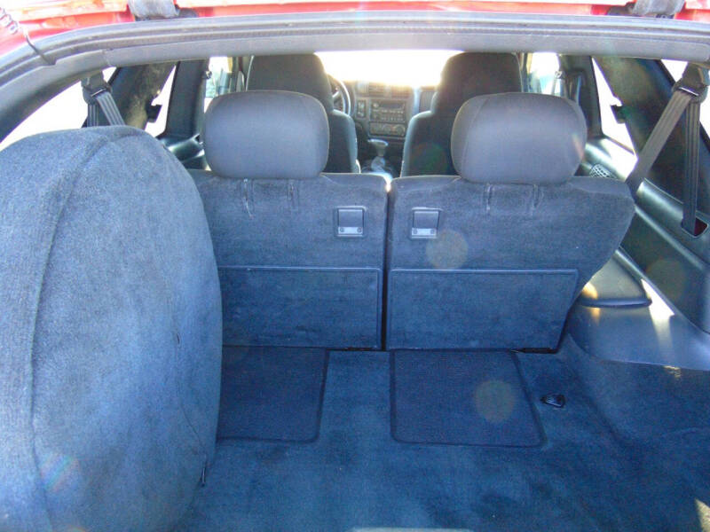 2004 Chevrolet Blazer LS